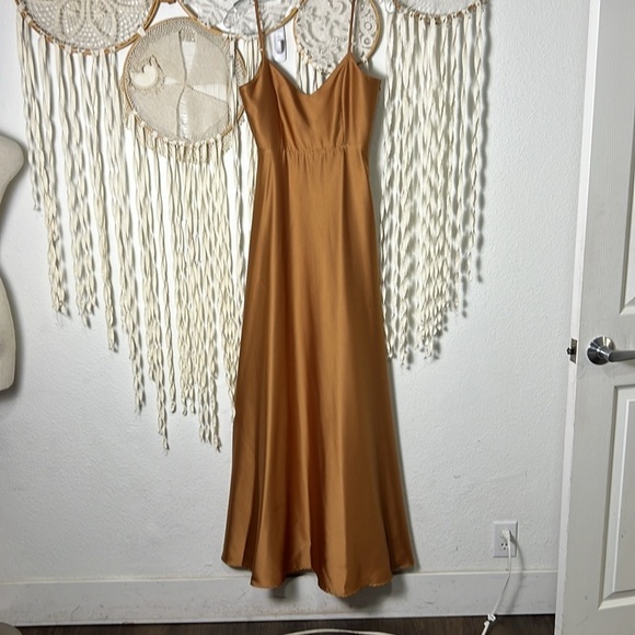 Show Me Your MuMu Faith Maxi Dress in Copper Luxe Satin Size Small - Picture 3 of 13